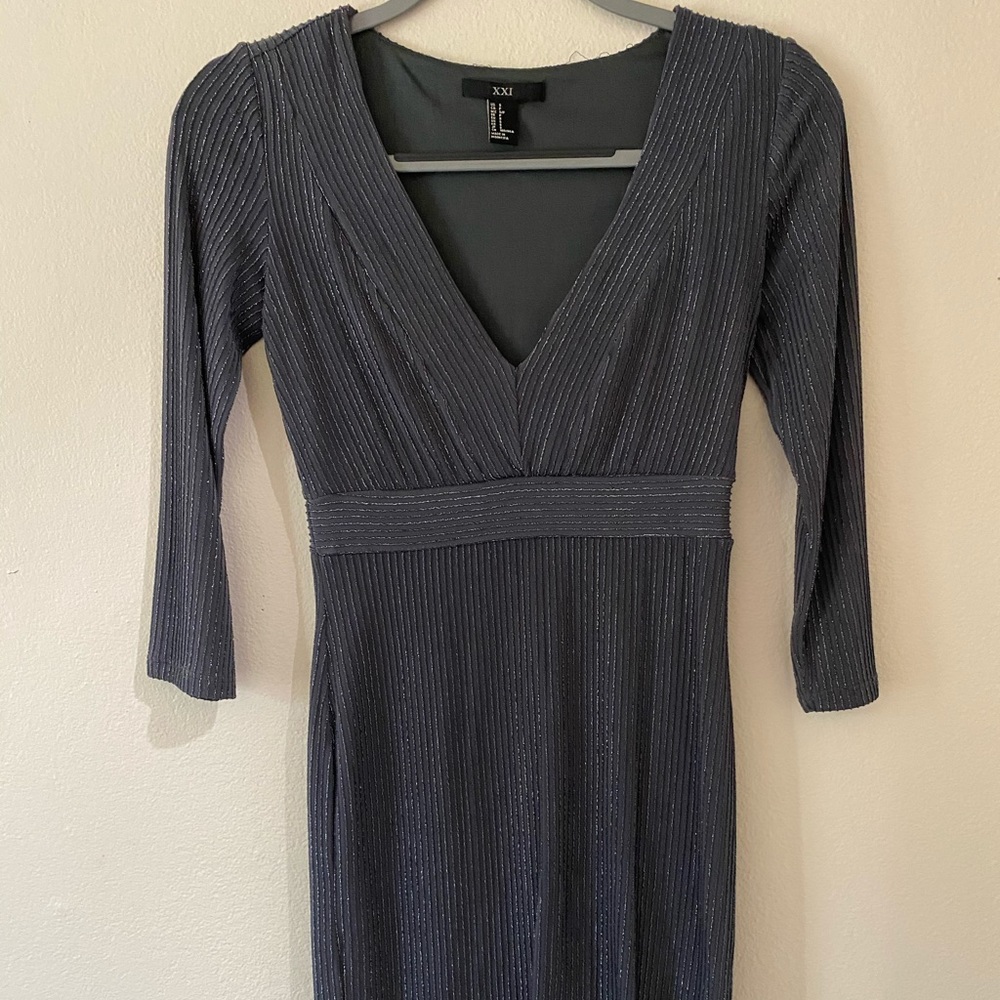 Fitted quarter sleeve mini dress